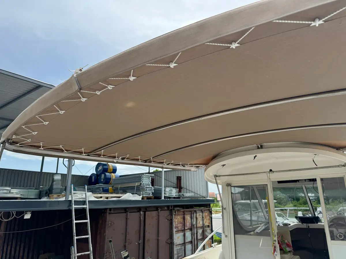 Arvor 280 RS — bimini #2