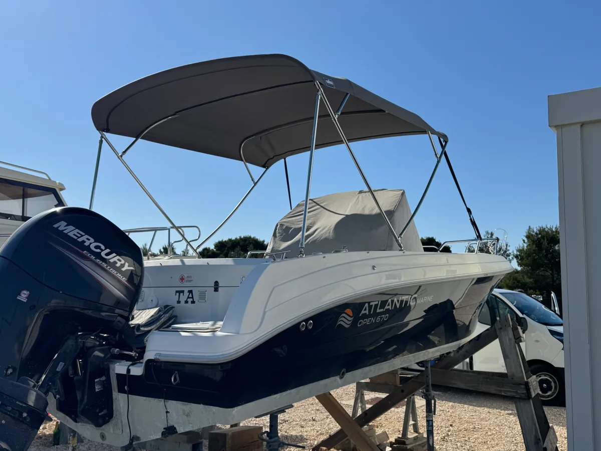 Atlantic Marine Open 670 — Bimini #5