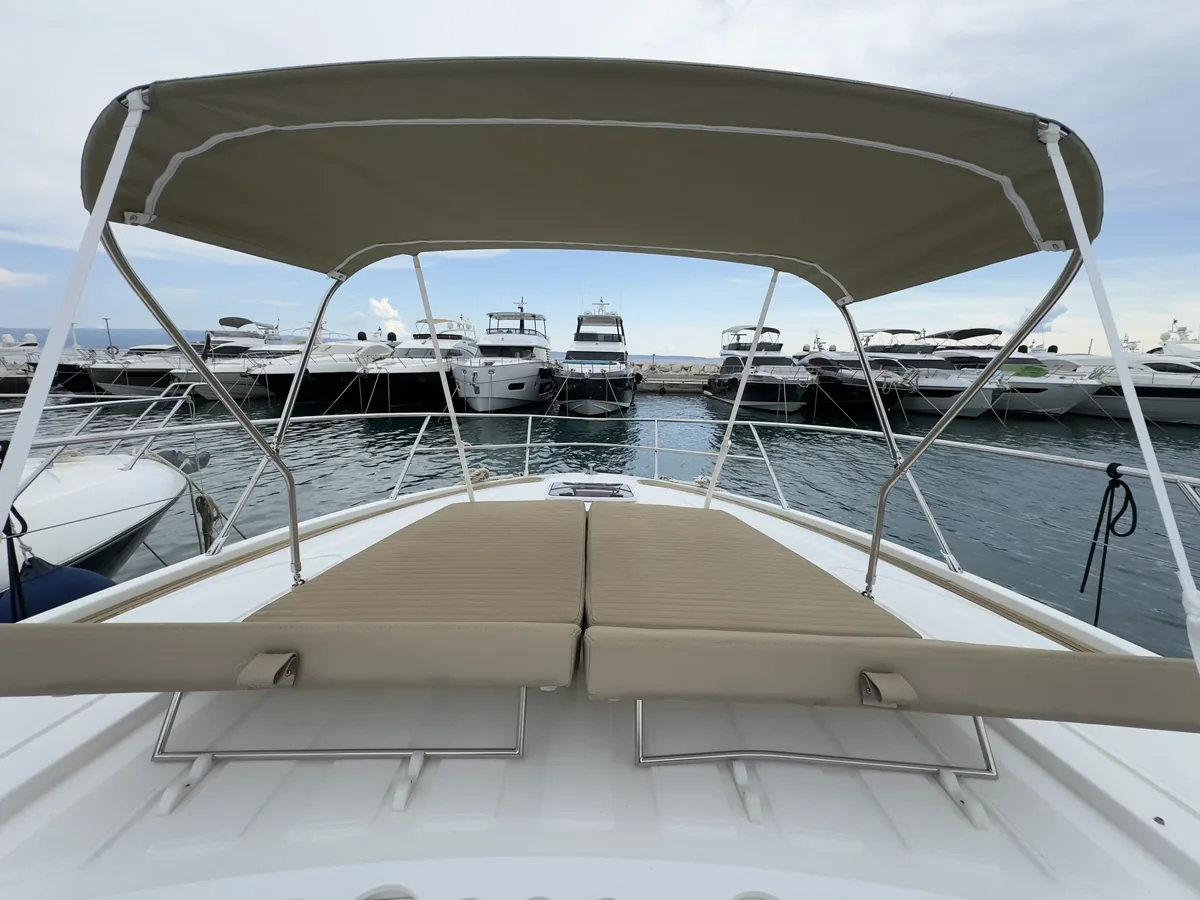 Azimut 50 — Bimini #12