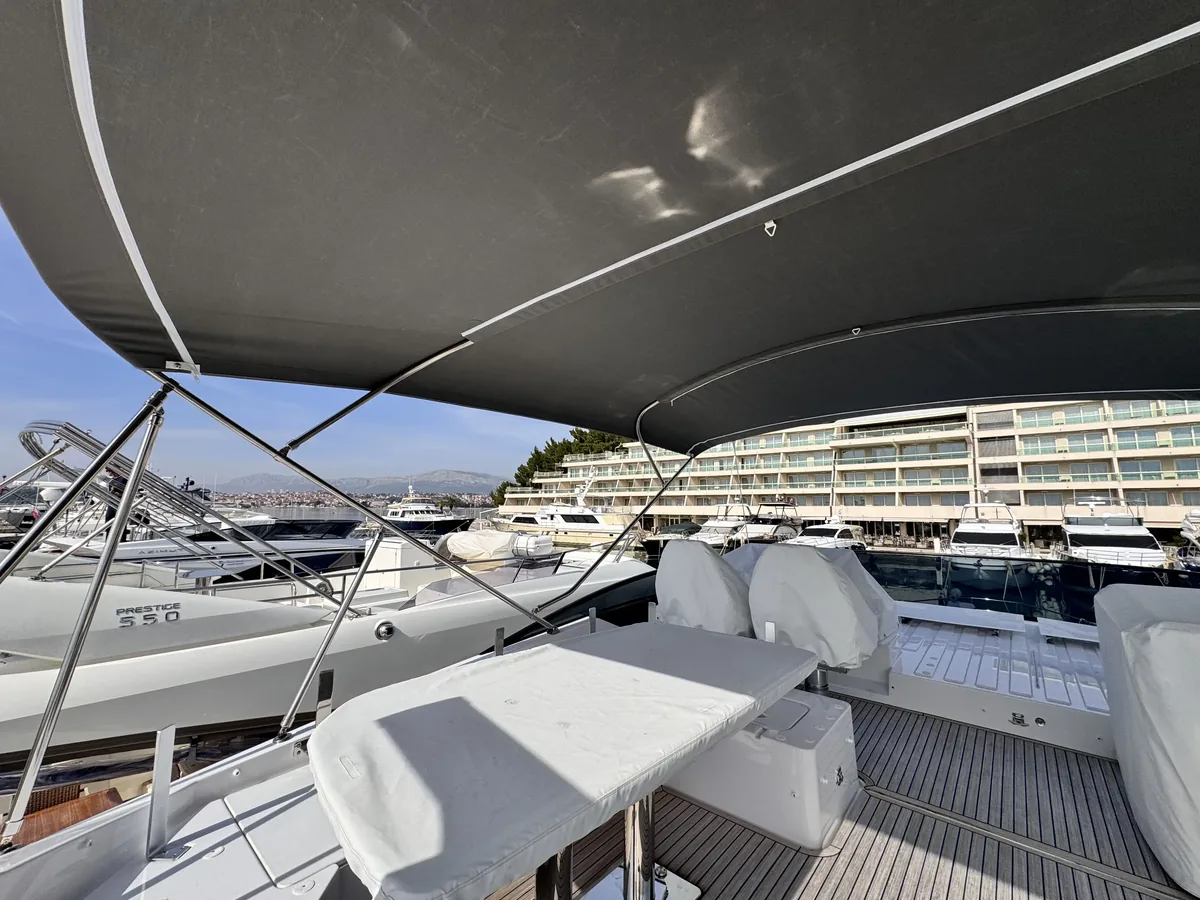 Azimut 53 — bimini #2