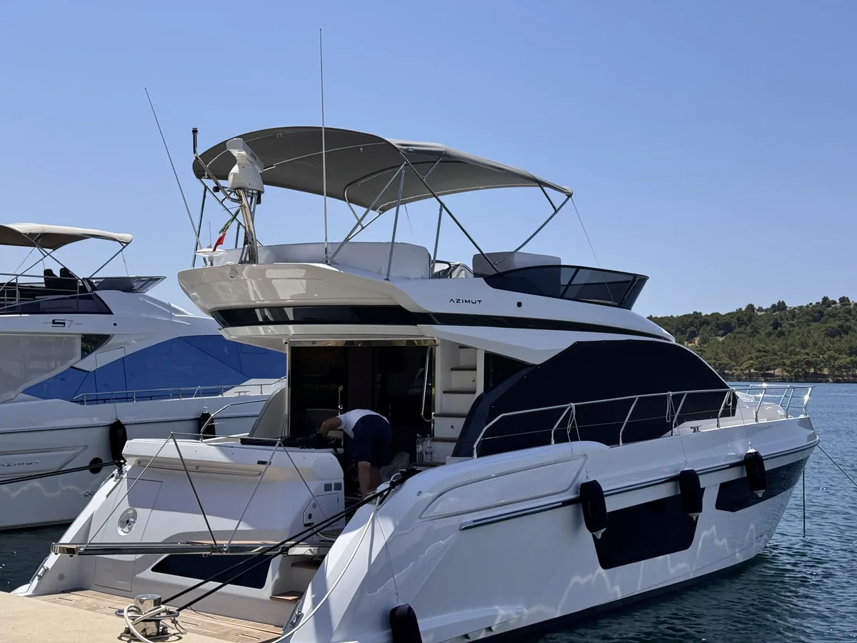 Azimut 53 — Bimini #9