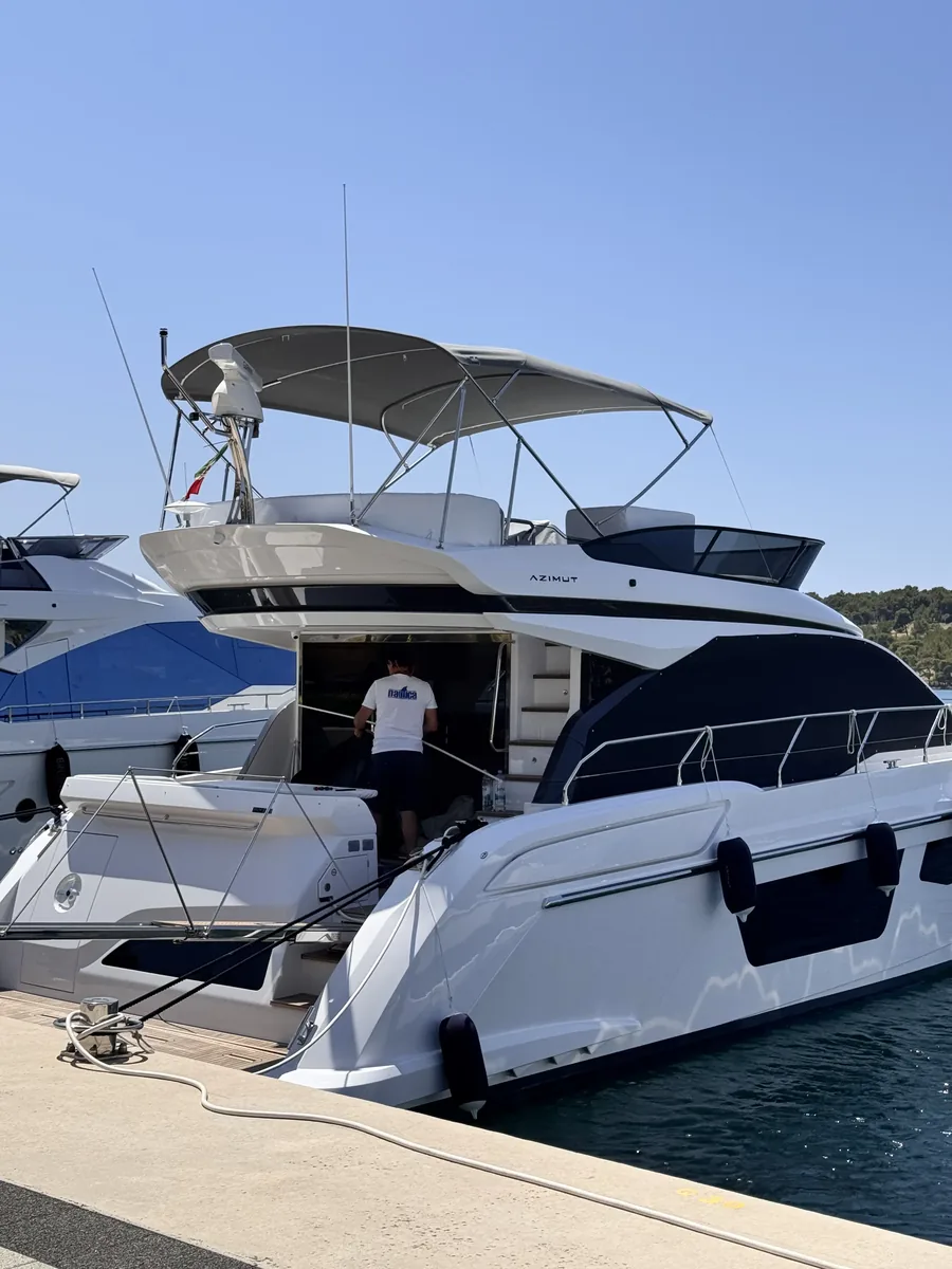 Azimut 53 — Bimini #10