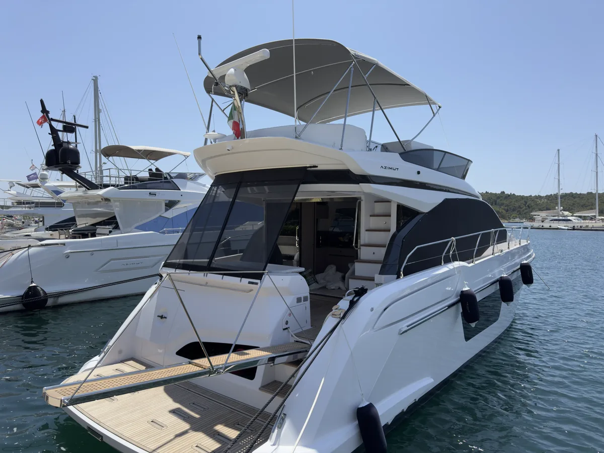 Azimut 53 — sjenila #3