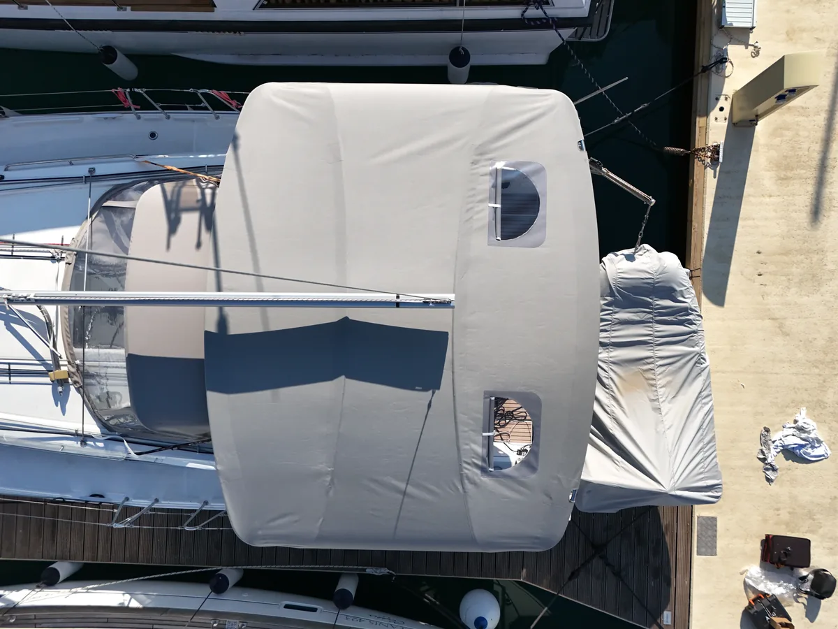 Beneteau Oceanis 37.1 — Bimini #15