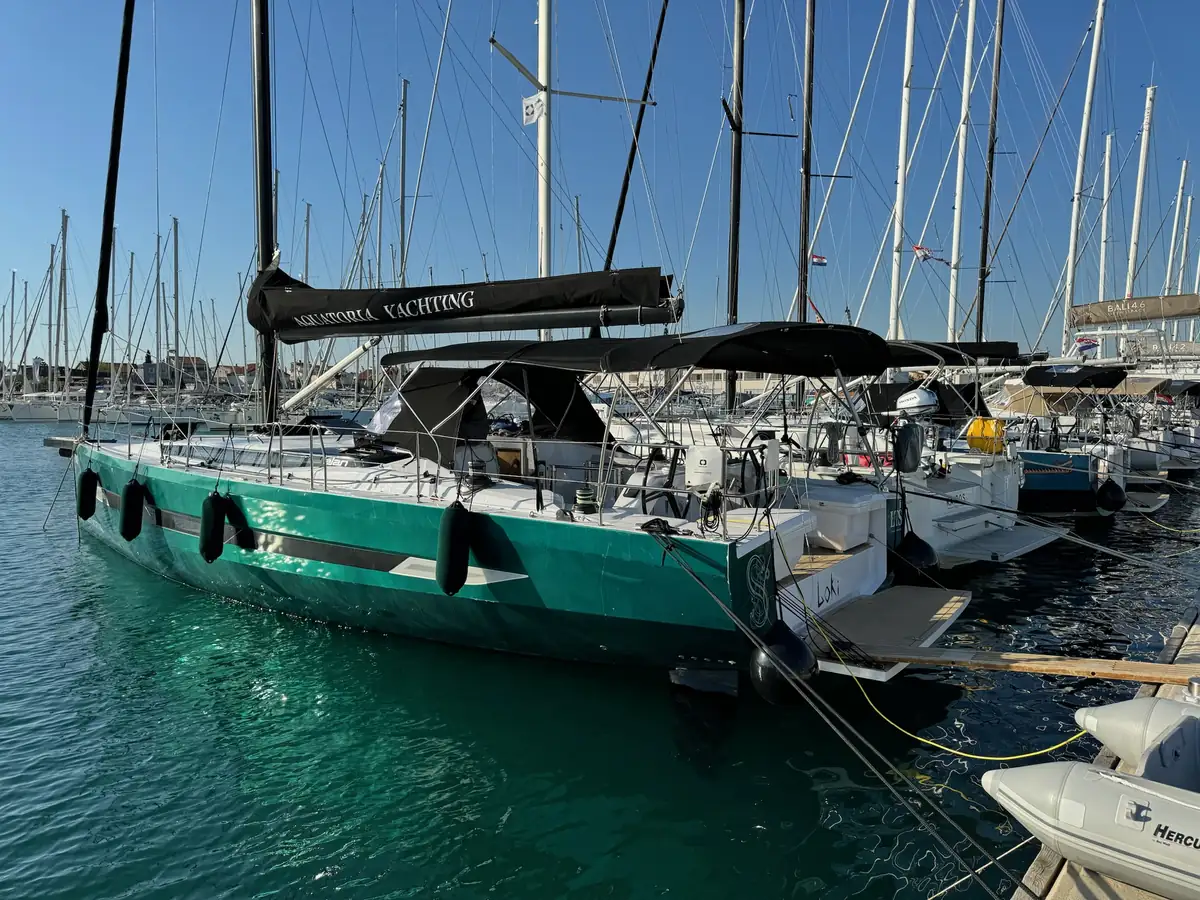 Elan E6 — bimini #3