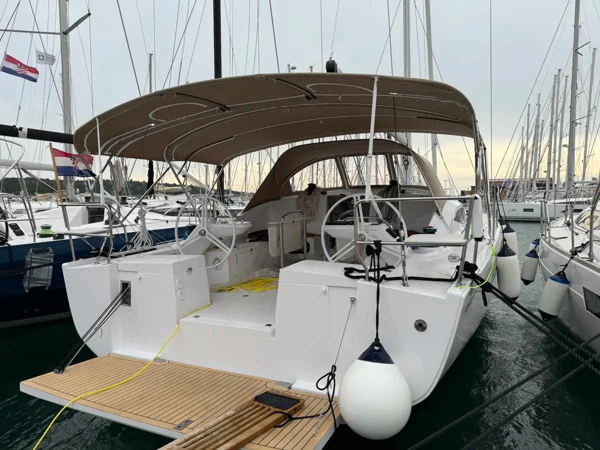 Elan I43 — Bimini #9