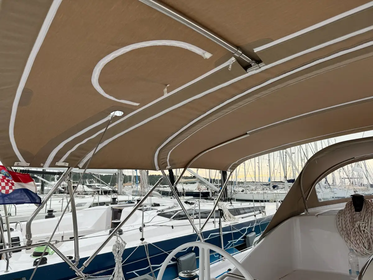 Elan I43 — Bimini #12