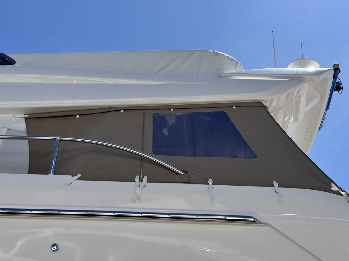 Ferretti 550 — Krmeno zatvaranje #7