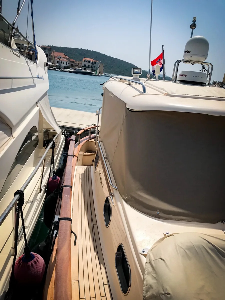 Fratelli Aprea Sorrento 36 — Sjenila #5