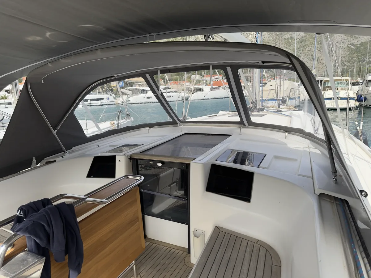 Hanse 385 — Sprayhood #5