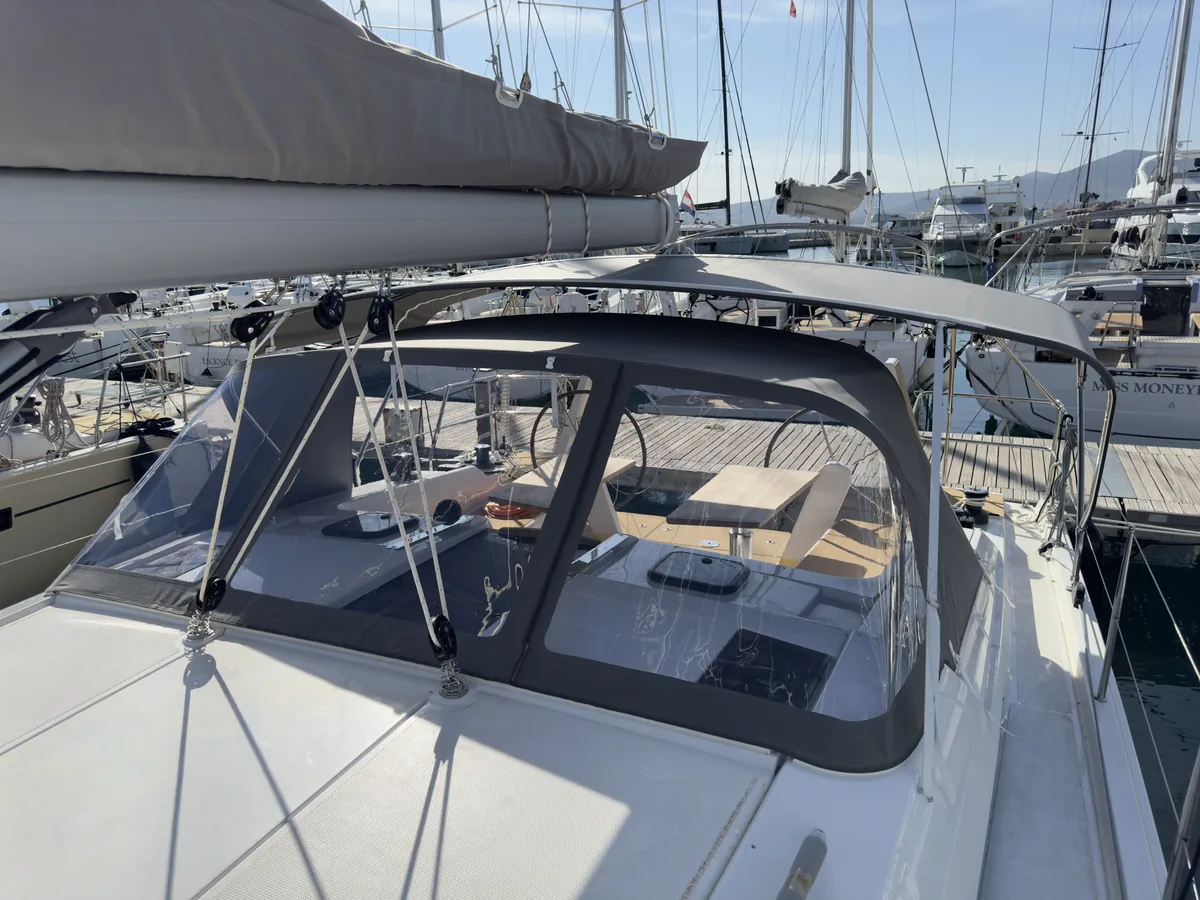 Hanse 410 — Sprayhood #8