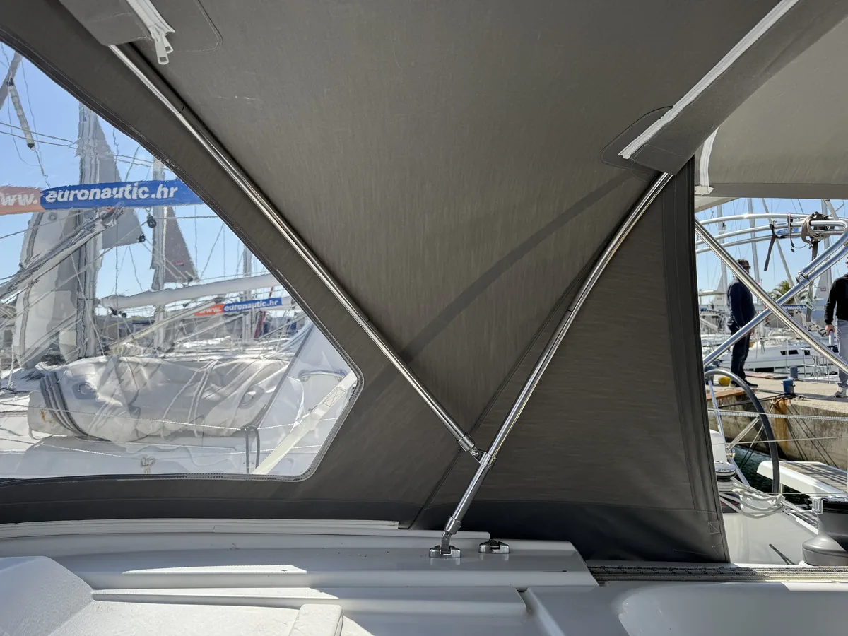 Hanse 415 — Sprayhood #6