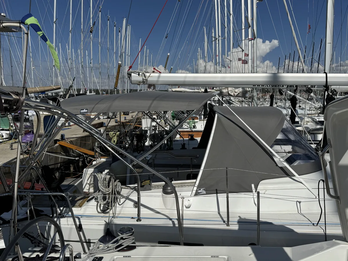 Hanse 415 — Sprayhood #9