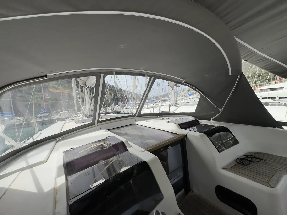 Hanse 455 — sprayhood #4