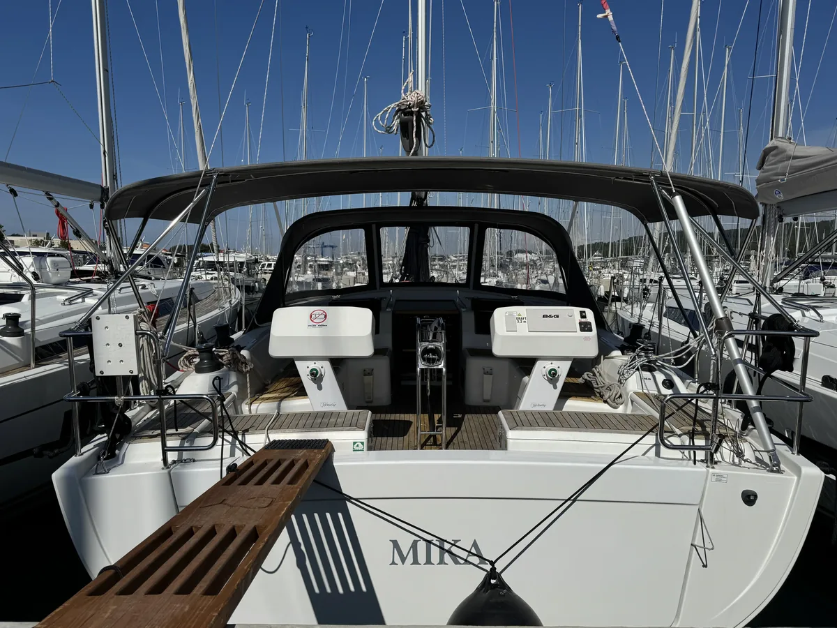 Hanse 458 — Sprayhood #8