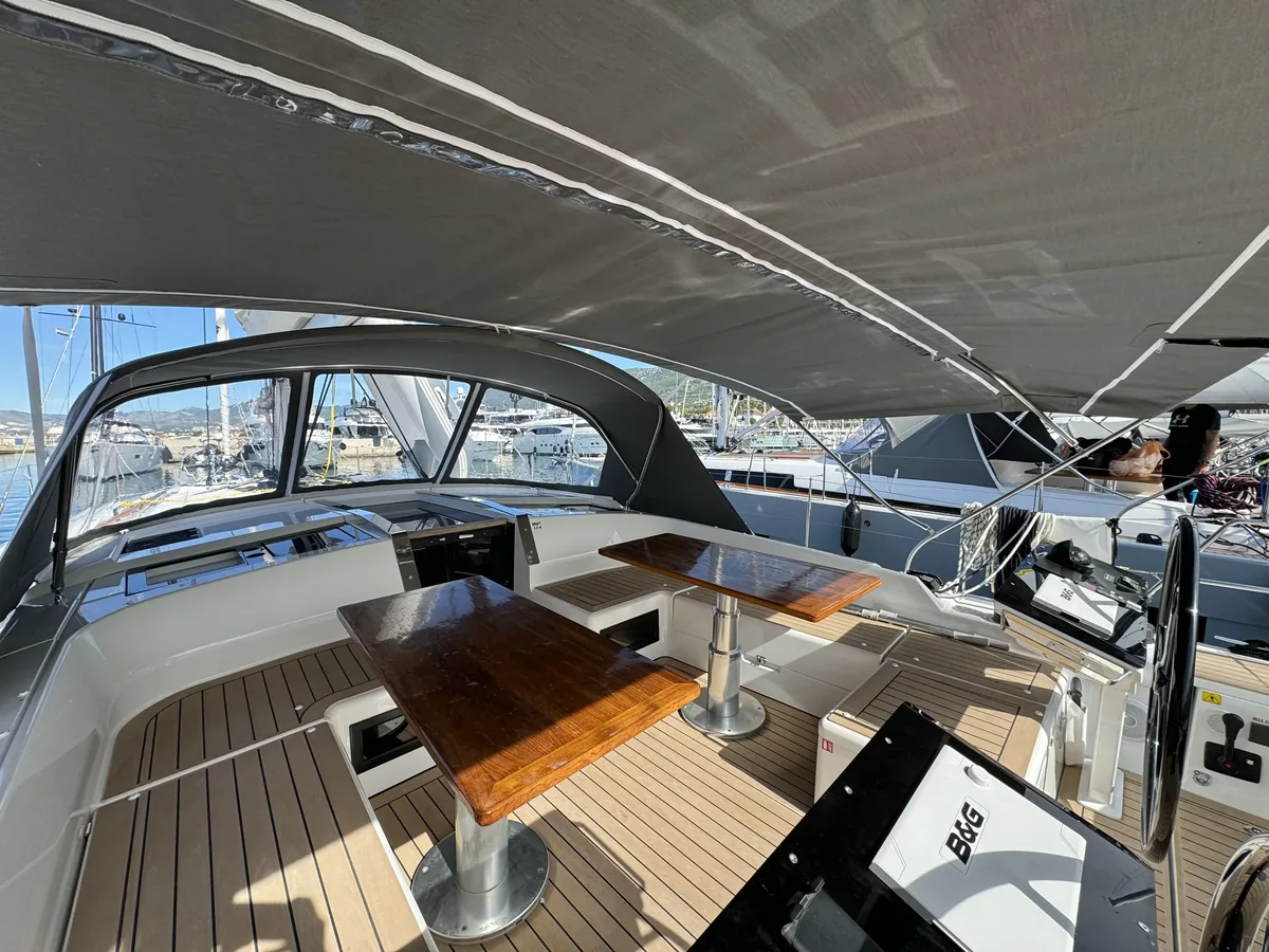 Hanse 460 — Sprayhood #21
