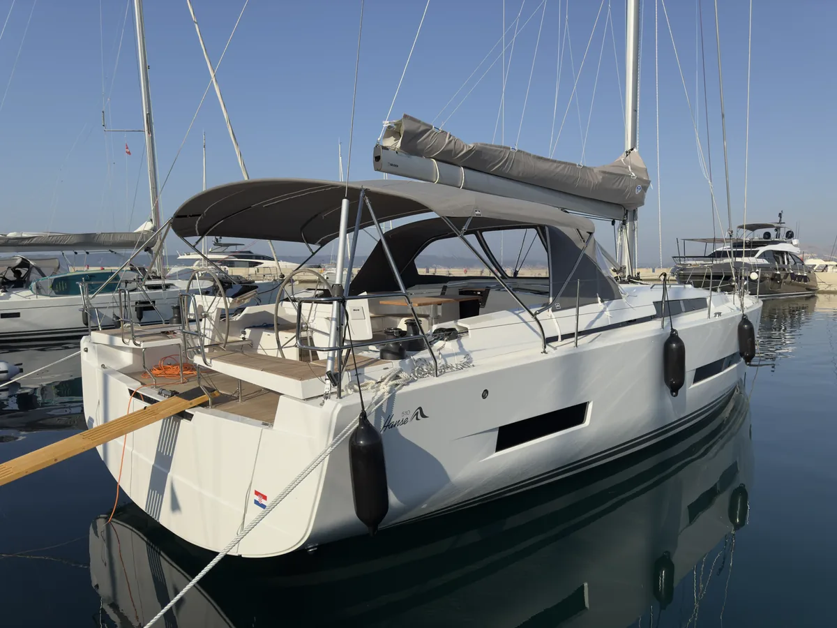 Hanse 510 — sprayhood #2
