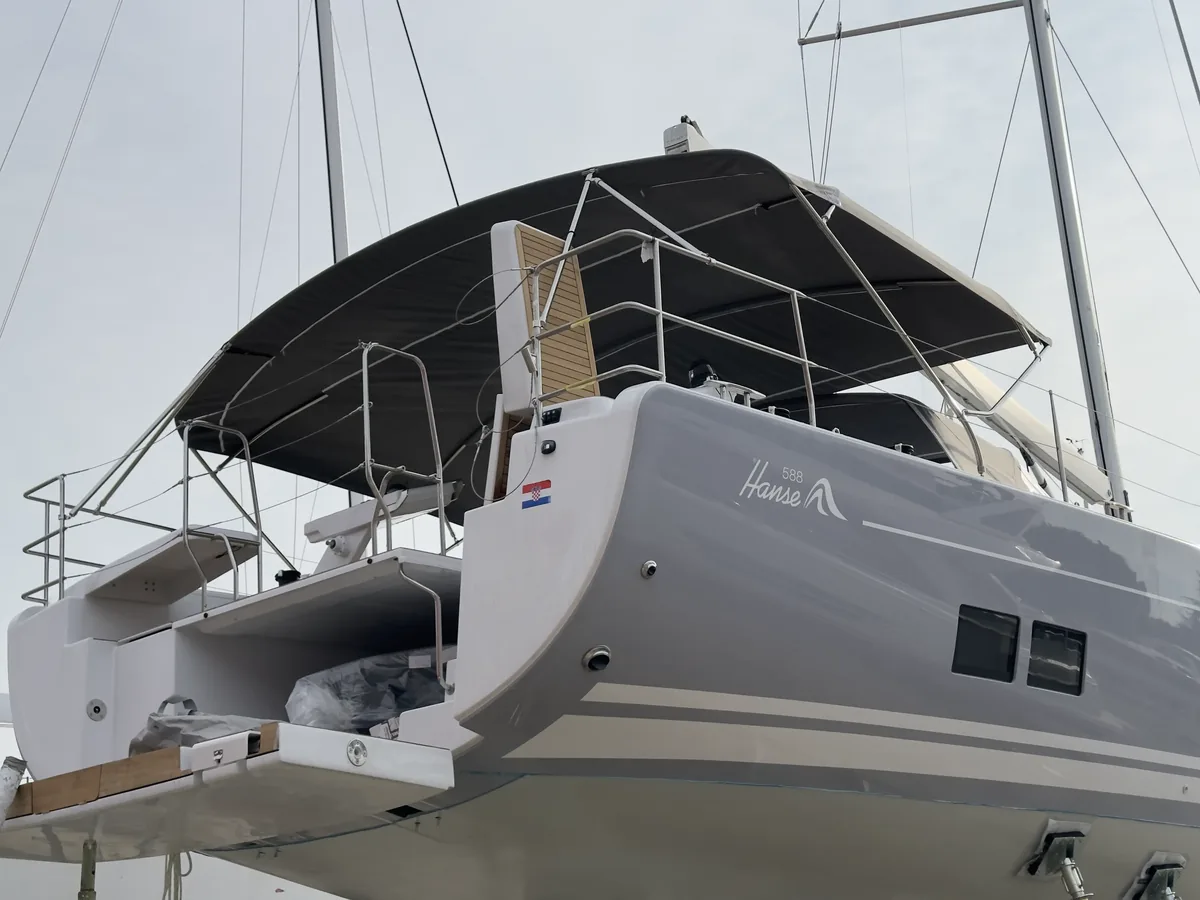 Hanse 588 — Bimini #8