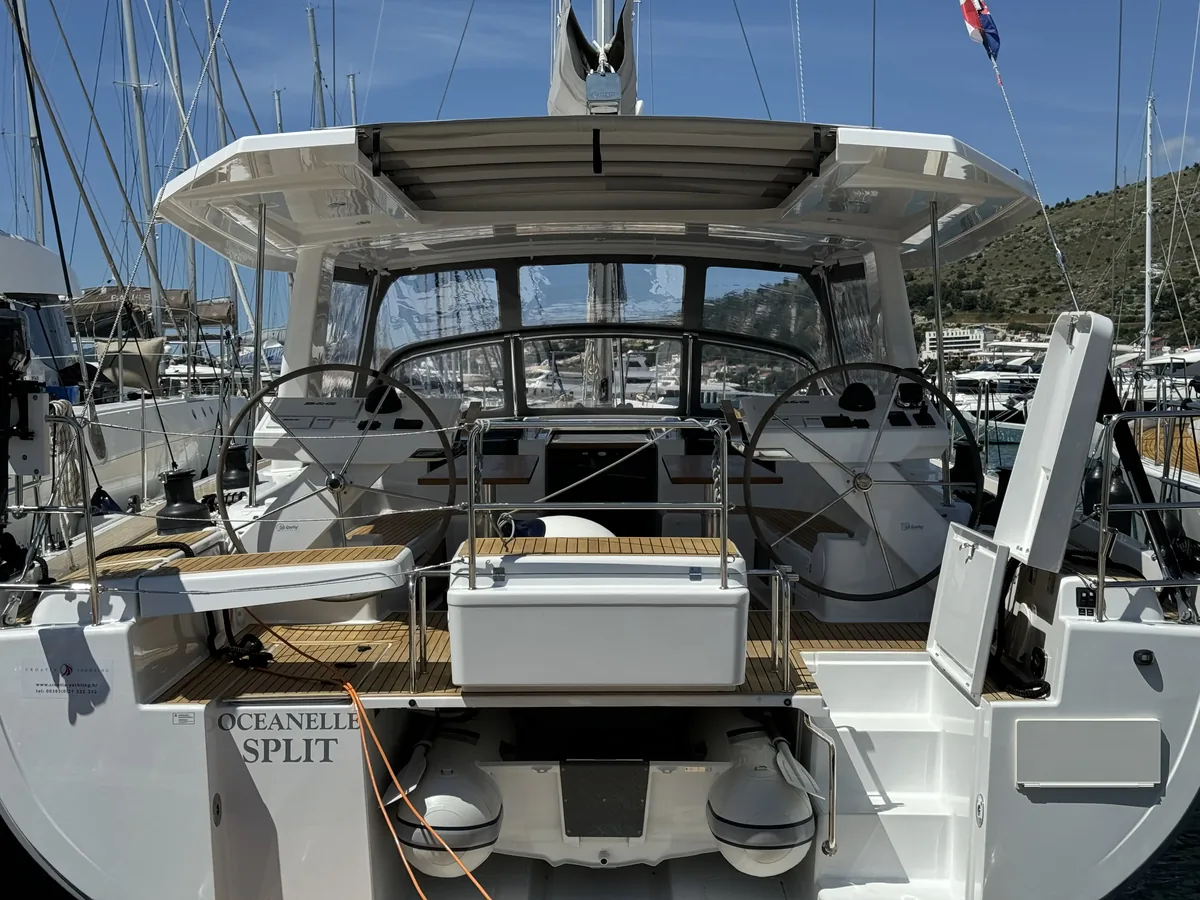 Hanse 588 — Sprayhood #9