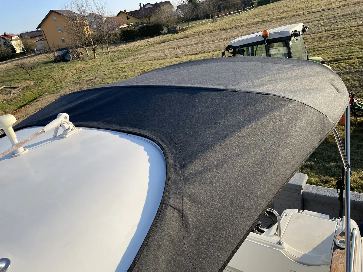 Jeanneau Merry Fisher 625 — bimini #1