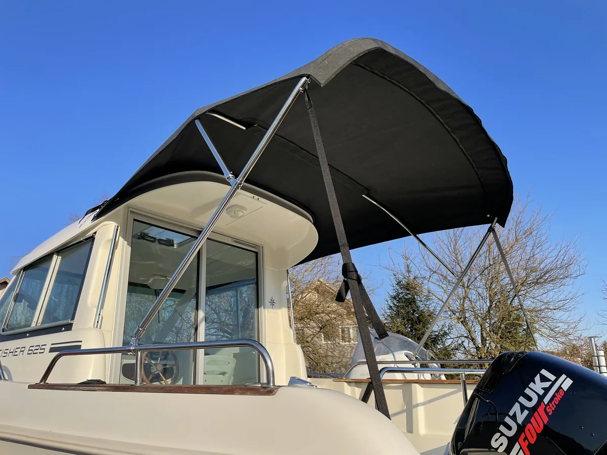 Jeanneau Merry Fisher 625 — Bimini #6