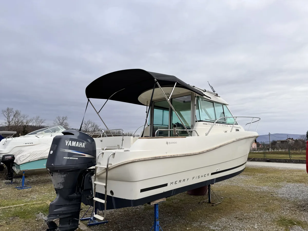 Jeanneau Merry Fisher 725