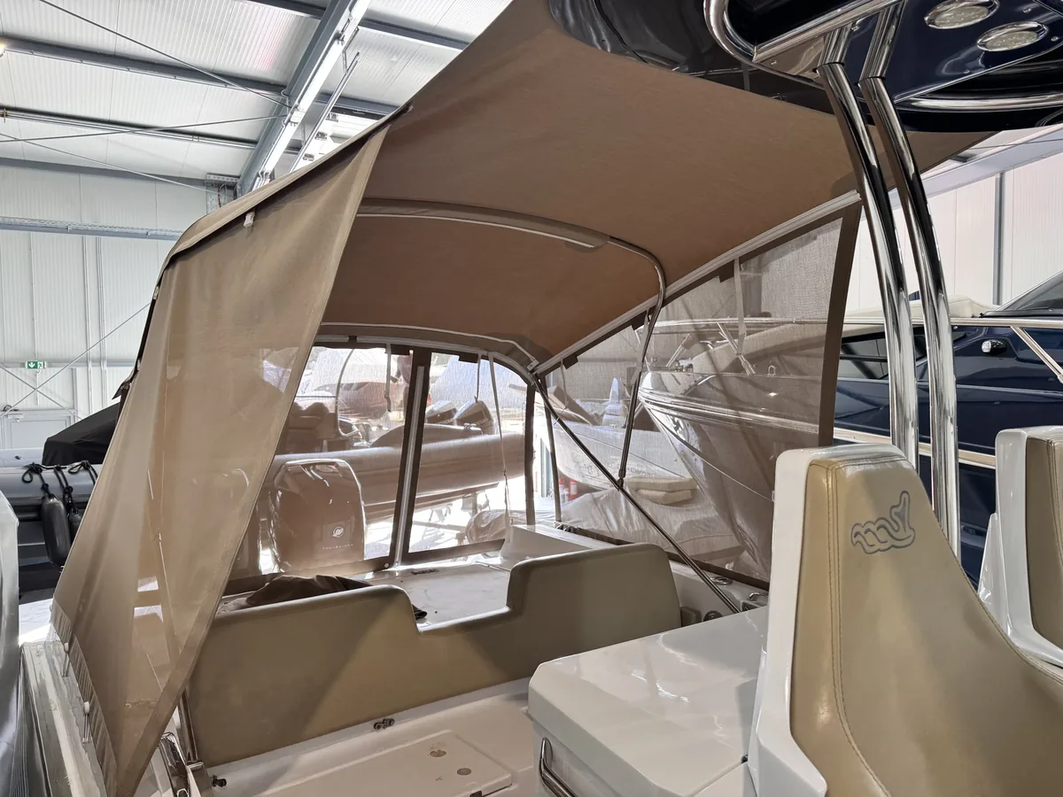 MVMarine Mito 31 — sjenila #2