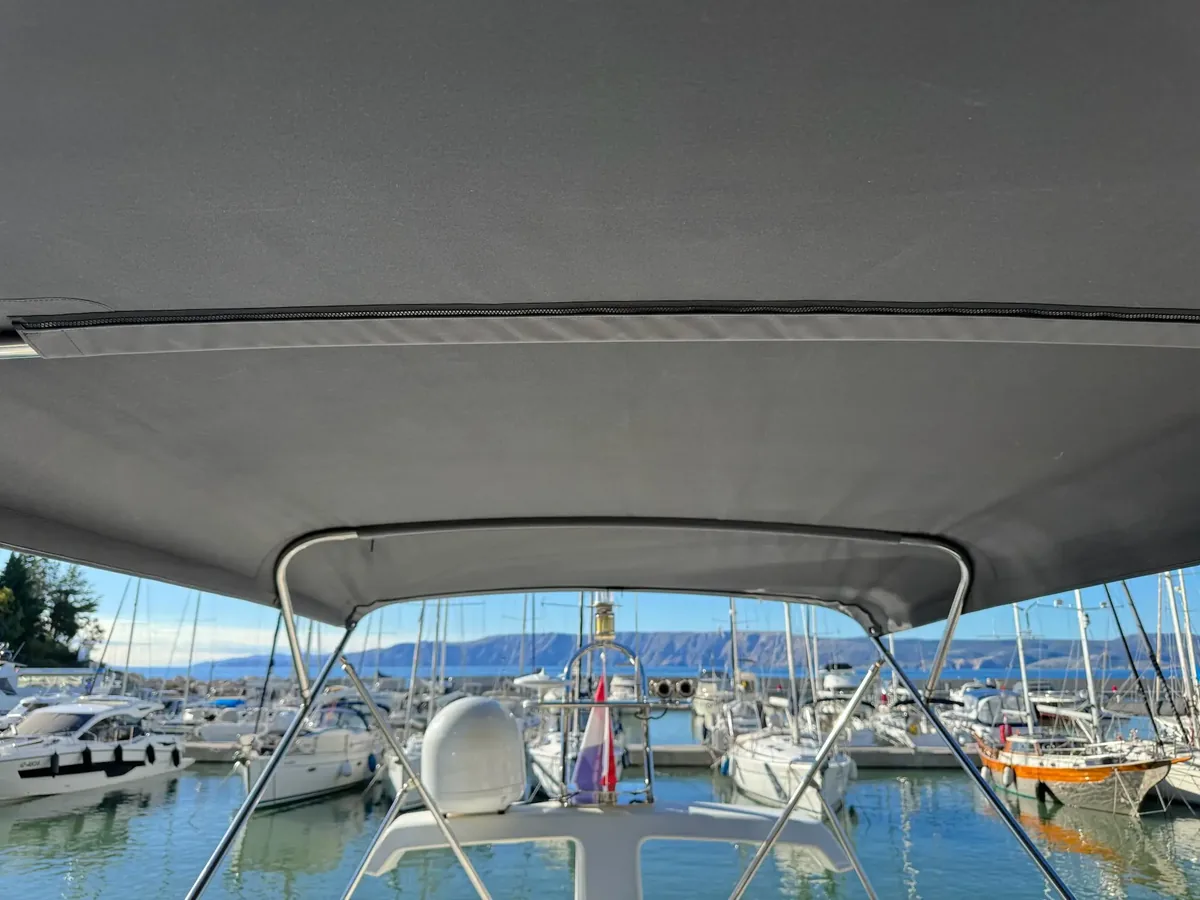 Nimbus 405 — Bimini #5