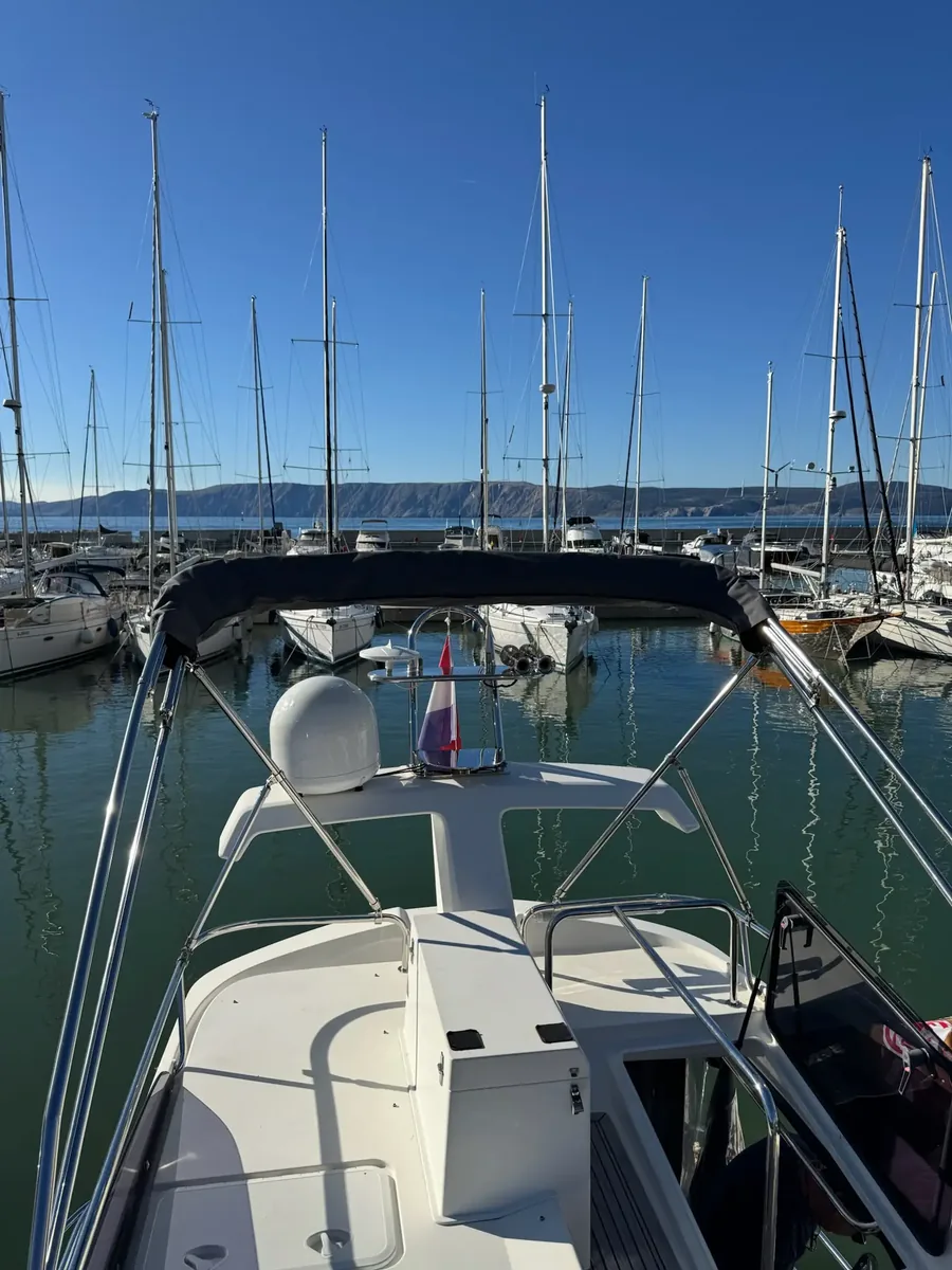 Nimbus 405 — Bimini #9