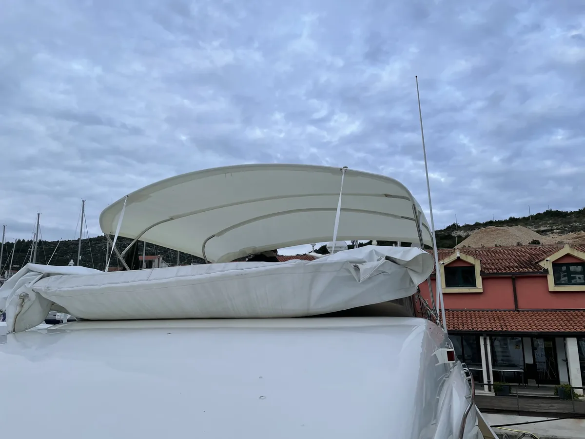 Princess 65 — Bimini #11