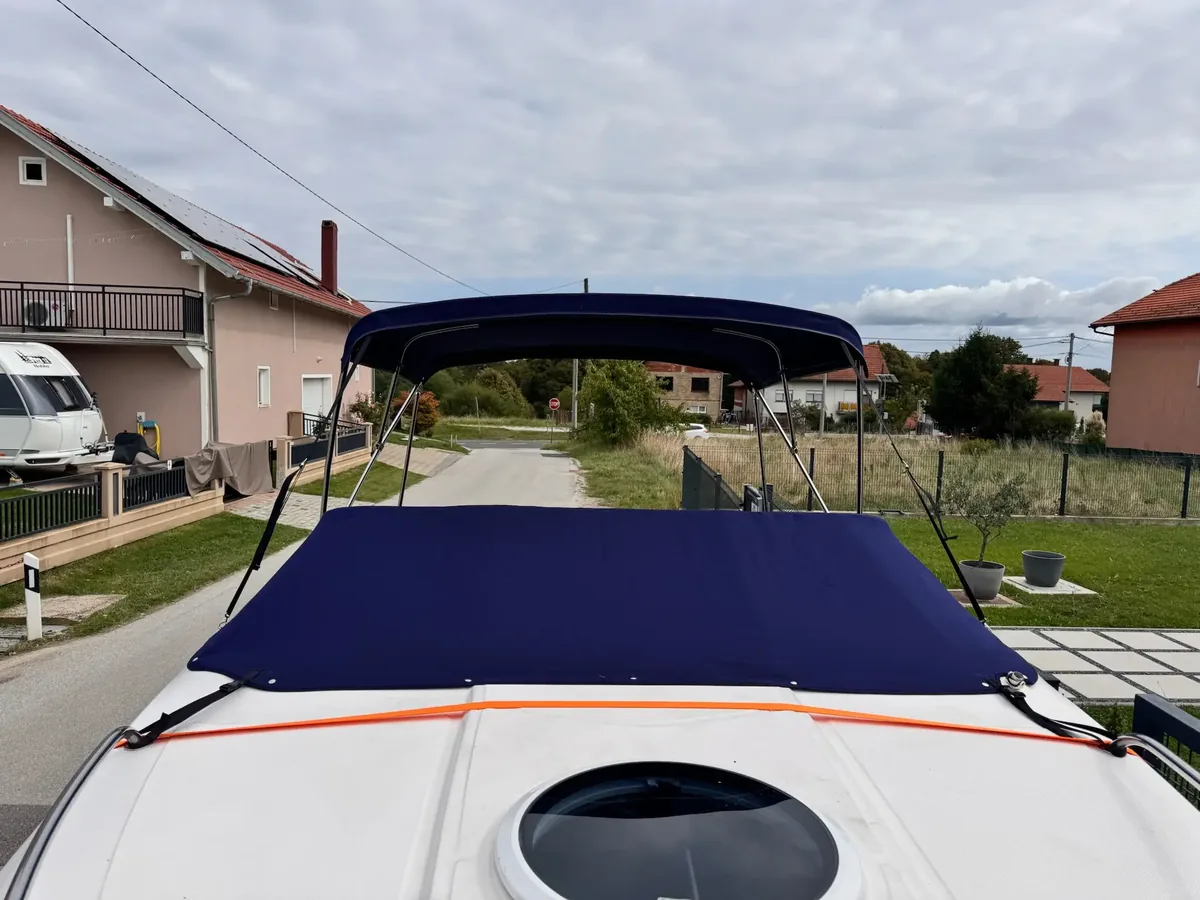 Regal 2250 — Cockpit-cover #6