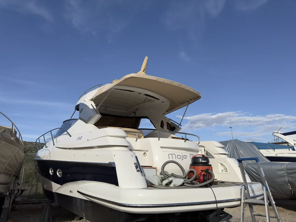 Sessa Marine C42 — Bimini #9