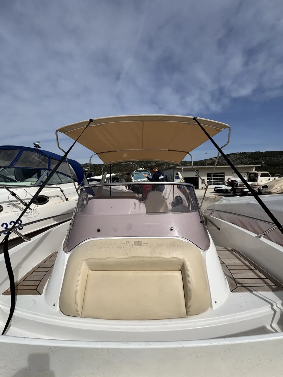 Sessa Marine Key Largo — bimini #1