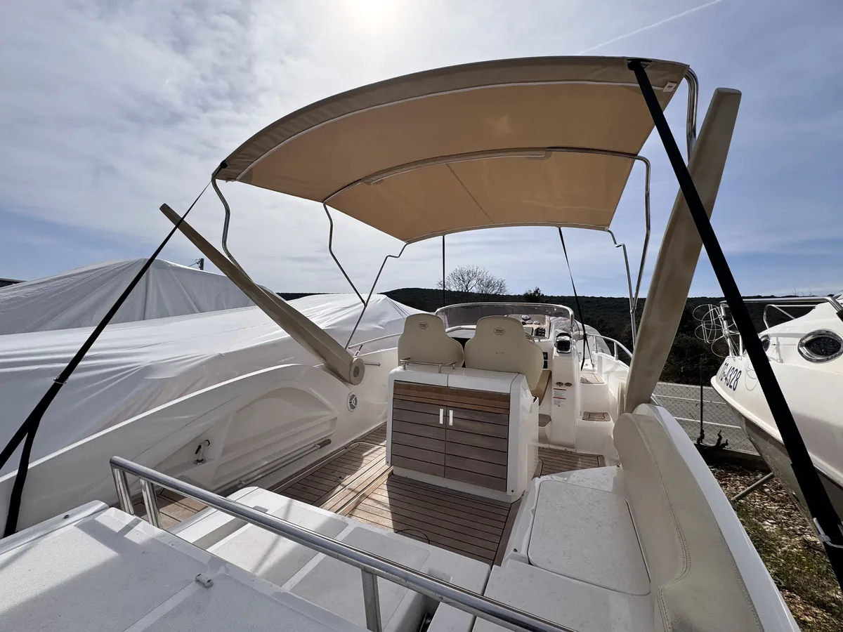 Sessa Marine Key Largo — bimini #3